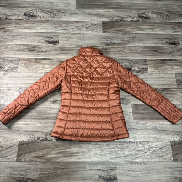 Patagonia Women's Radalie Puffer Jacket in Century Pink Size Small - Picture 8 of 11